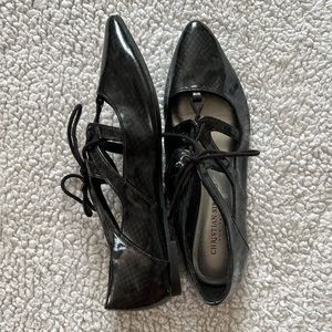 Christian Siriano Black Pointed Toe Snake Skin Flat Shoes